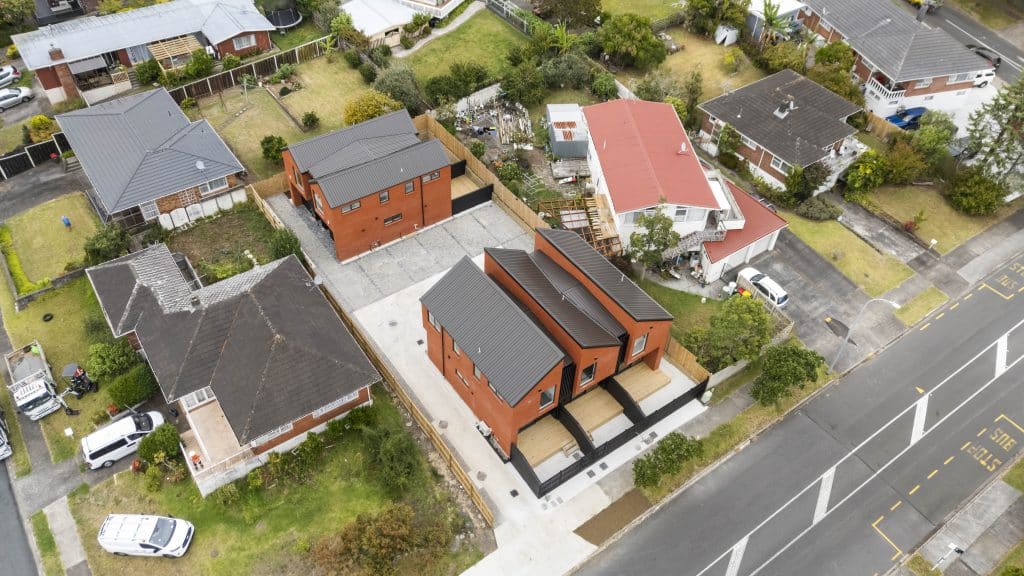 121 Reeves Road 4
