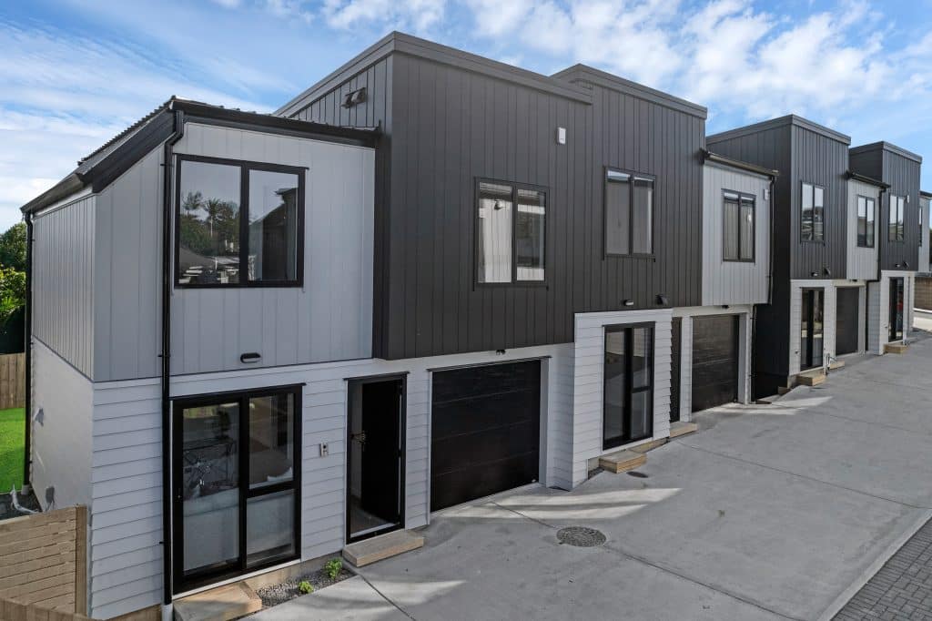 24 Tupaki Place 17