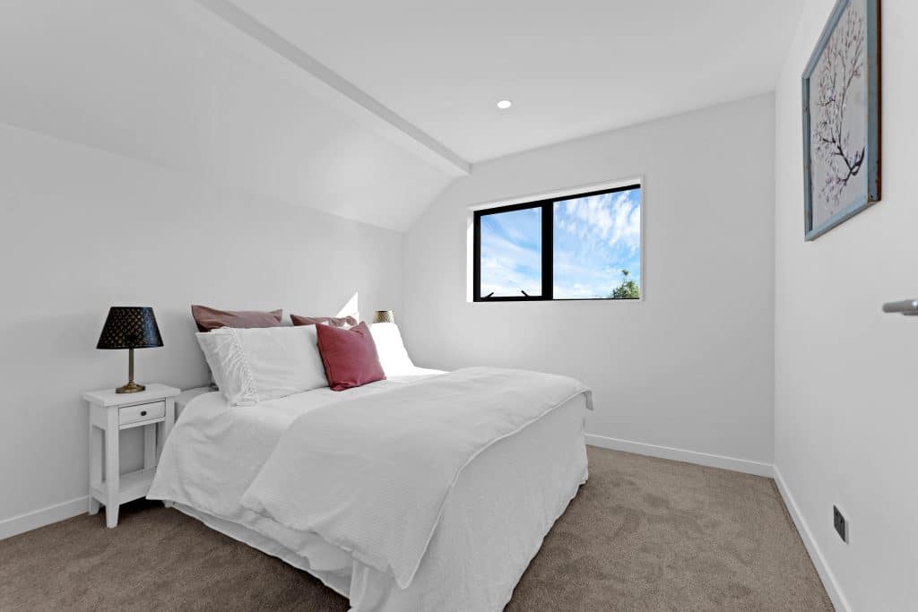 24 Tupaki Place 7